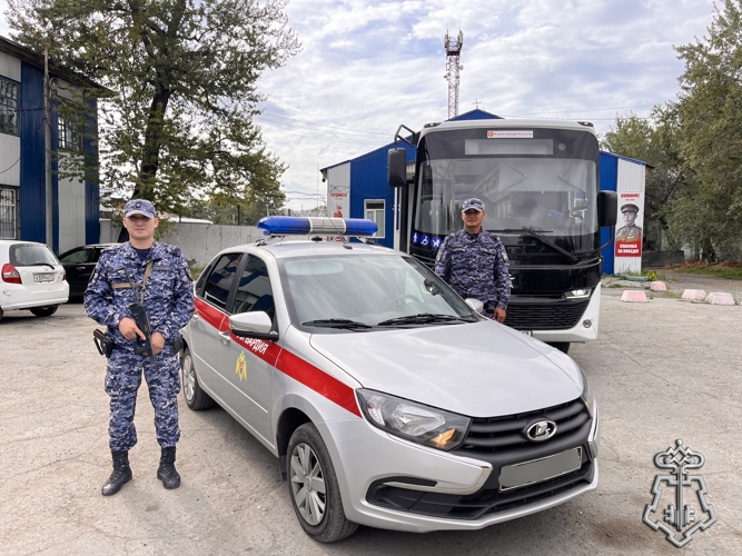 Росгвардия взяла под охрану пассажирские автобусы «Автоколонна 17»