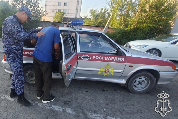 Росгвардейцы Тувы за сутки задержали находившихся в федеральном розыске двух граждан по разным эпизодам